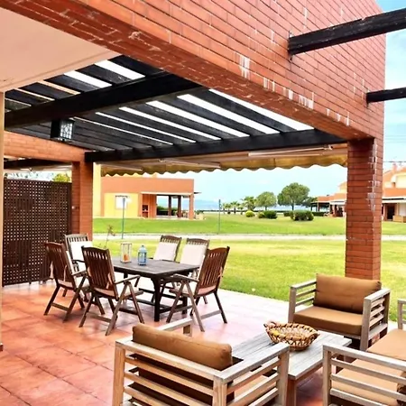بيت للعطل Enjoy Ocean Views And An Authentic Greek Experience *