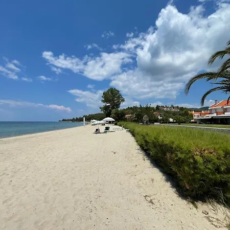 Enjoy Ocean Views And An Authentic Greek Experience Ferienhaus